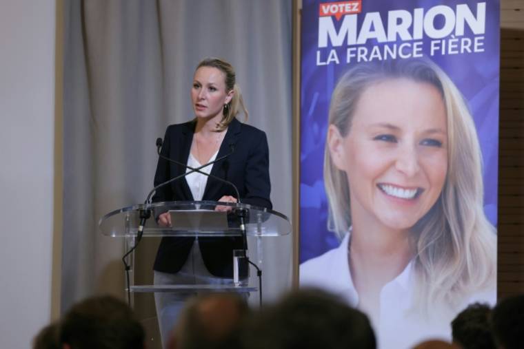 Marion Maréchal, tête de liste des zemmouristes de Reconquête! pour les élections européennes, présente le programme du parti, le 13 mai 2024 à Paris ( AFP / Thomas SAMSON )