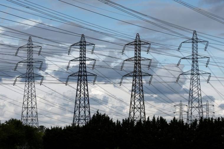 Pylônes de transmission d'électricité en France