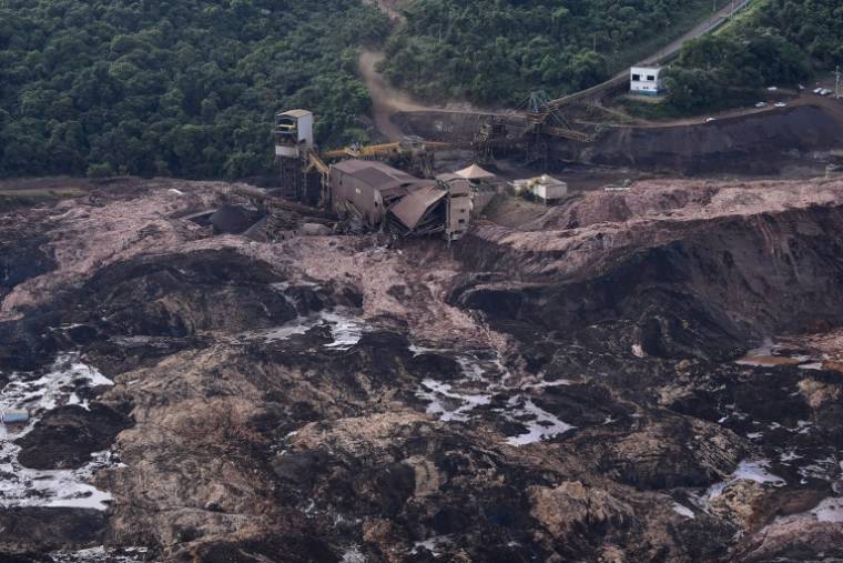 Après la rupture du barrage minier au Brésil, les investisseurs posent un ultimatum aux compagnies minières
