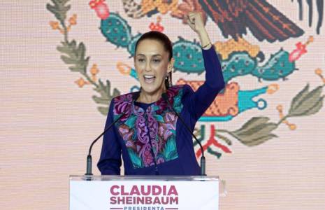Claudia Sheinbaum célèbre les résultats des élections générales mexicaines, le 3 juin 2024 à Mexico ( AFP / Gerardo Luna )