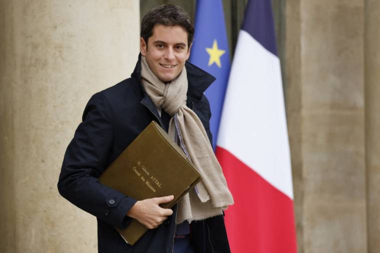 Gabriel Attal à Paris, le 15 décembre 2021. ( AFP / LUDOVIC MARIN )