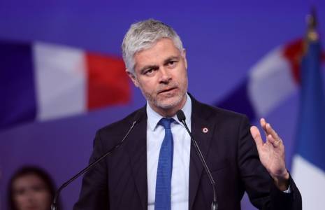 Le président Les Républicains (LR) de la région Auvergne-Rhône-Alpes, Laurent Wauquiez, s'exprime lors d'un meeting à Paris