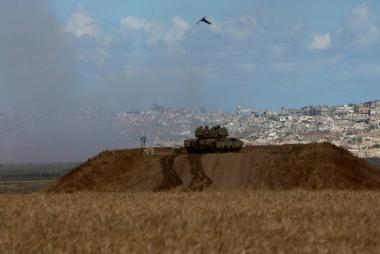 Char israélien à la frontière avec la bande de Gaza, le 6 mai 2024 ( AFP / Menahem KAHANA )