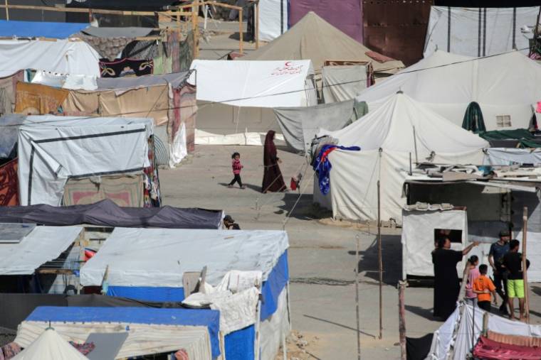 Camp de tentes à Nousseirat, dans le centre de la bande de Gaza, le 10 mai 2024 ( AFP / - )