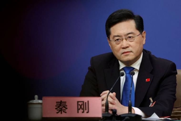 Le ministre chinois des Affaires étrangères Qin Gang lors d'une conférence de presse à Pékin