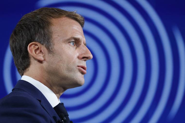Emmanuel Macron, le 12 octobre 2021, à Paris ( POOL / LUDOVIC MARIN )