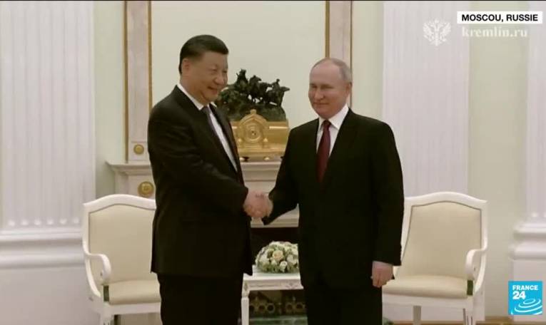 Xi Jinping à Moscou : le plan de paix pour l'Ukraine évoqué avec Poutine