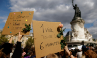 Manifestation de soutien aux victimes de viol, dont Gisèle Pelicot, place de la République à Paris, le 14 septembre 2024 ( AFP / Ian LANGSDON )