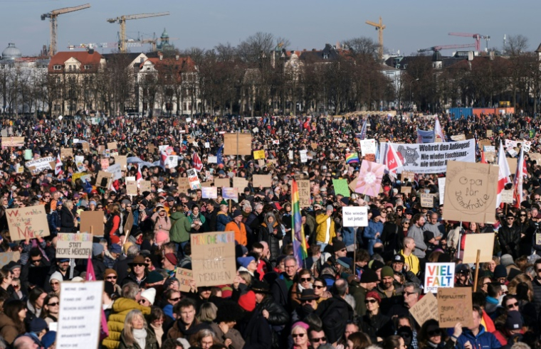 Vaste manifestation contre l'extrême droite à Munich, dans le sud de l'Allemagne, le 8 février 2025 ( AFP / LUKAS BARTH-TUTTAS                                                                                                                                                                                                                                              )