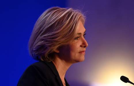 Valérie Pécresse à Paris, le 10 avril 2022. ( AFP / ALAIN JOCARD )