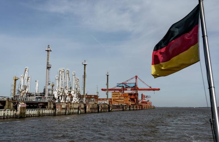 L'Allemagne dépendait début juin à 35% du gaz russe pour ses importations, contre 55% avant la guerre en Ukraine (illustration) ( AFP / AXEL HEIMKEN )