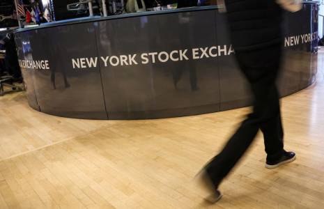 Wall Street termine en ordre dispersé, record pour le Nasdaq et le S&P