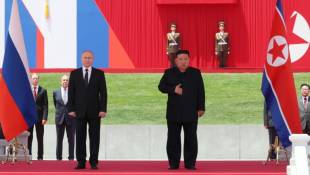 Le président russe Vladimir Poutine et le dirigeant nord-coréen Kim Jong Un, le 19 juin 2024 à Pyongyang ( POOL / Gavriil GRIGOROV )