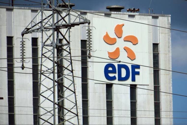 RECONFINEMENT: EDF PENSE MAINTENIR L'ENSEMBLE DE SES ACTIVITÉS