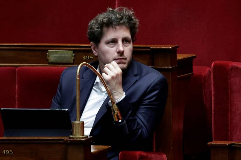 Le député écologiste sortant Julien Bayou à l'Assemblée nationale, à Paris, le 21 mai 2024 ( AFP / STEPHANE DE SAKUTIN )