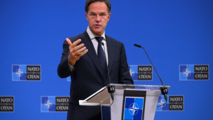 Le secrétaire général de l'Otan Mark Rutte lors d'une conférence de presse à Bruxelles, le 3 décembre 2024 ( AFP / JOHN THYS )