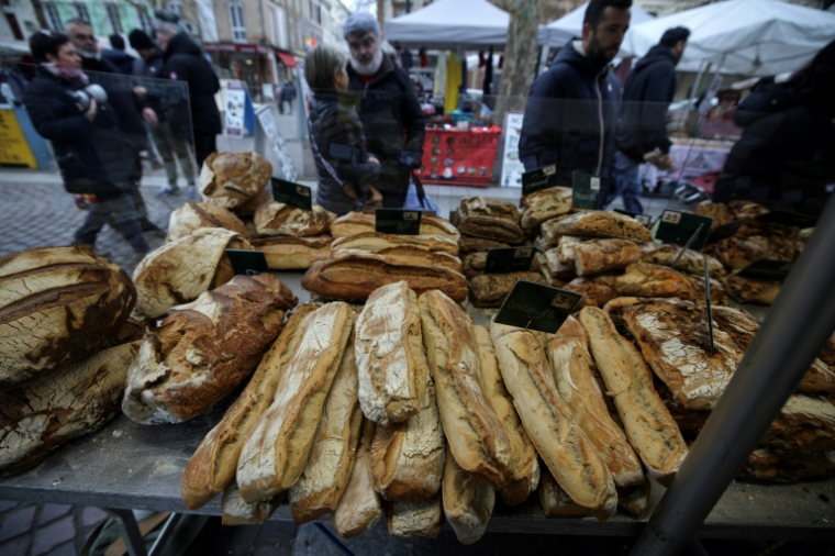 Dans le détail, la teneur en sel a reculé en France de 18% dans les pains complets et céréales depuis 2009, et de 25% dans les pains courants depuis 2015 ( AFP / Valentine CHAPUIS )