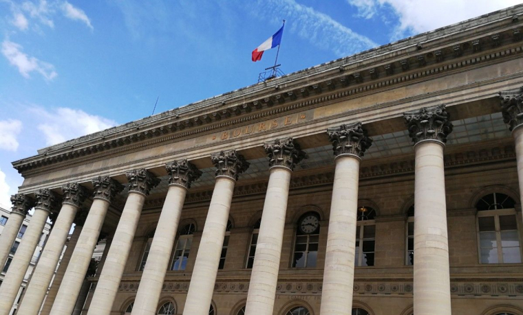 Le Palais Brongniart, ancien siège de la Bourse de Paris. (crédit photo : / L. Grassin )