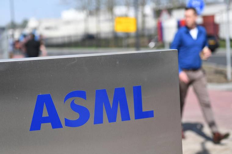 ASML maitrise la  photolithographie, cruciale pour l'impression de circuits miniature ( AFP / EMMANUEL DUNAND )