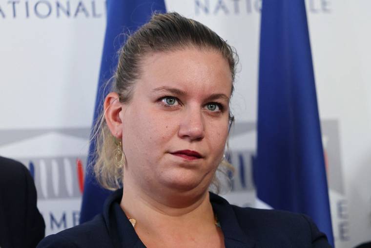 Mathilde Panot à Paris, le 21 sepptembre 2022. ( AFP / THOMAS SAMSON )