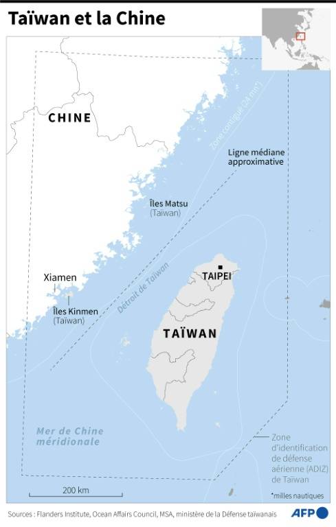 Carte de Taïwan et de la Chine montrant notamment la ligne médiane du détroit de Taïwan, démarcation non officielle entre la Chine et Taïwan que la première ne reconnaît pas ( AFP / Jean-Michel CORNU )