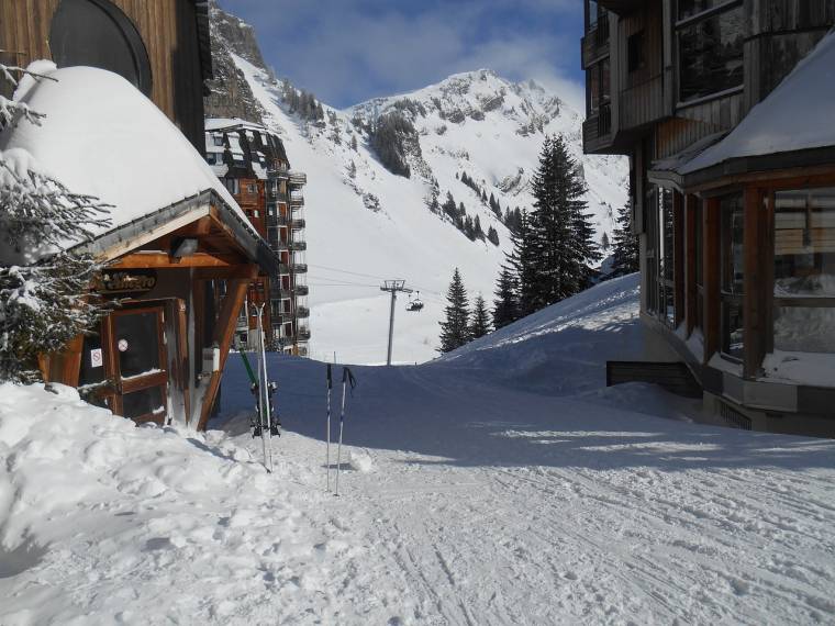 Les prix des logements dans les stations de ski ne baissent pas. (illustration) (Pixabay / AnnJury)