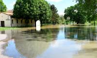 Inondation à Créhange en Moselle le 18 mai 2024 ( AFP / Jean-Christophe VERHAEGEN )