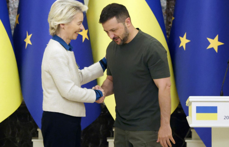 Ursula von der Leyen et Volodymyr Zelensky, à Kiev, le 20 septembre 2024 ( AFP / ANATOLII STEPANOV )