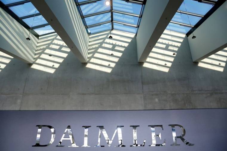 Daimler verkoopt 3,1% van zijn belang in Renault