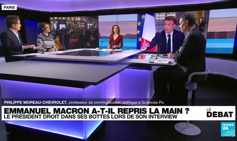 Emmanuel Macron a-t-il repris la main ? Le président droit dans ses bottes dans son interview
