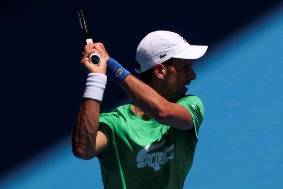 Djokovic confirmé à l'Open d'Australie malgré l'incertitude sur son visa - Boursorama