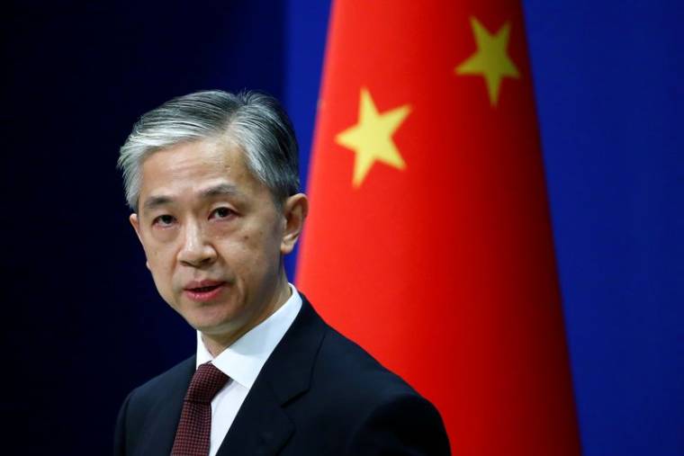Le porte-parole du ministère chinois des affaires étrangères, Wang Wenbin, s'exprime lors d'une conférence de presse à Pékin