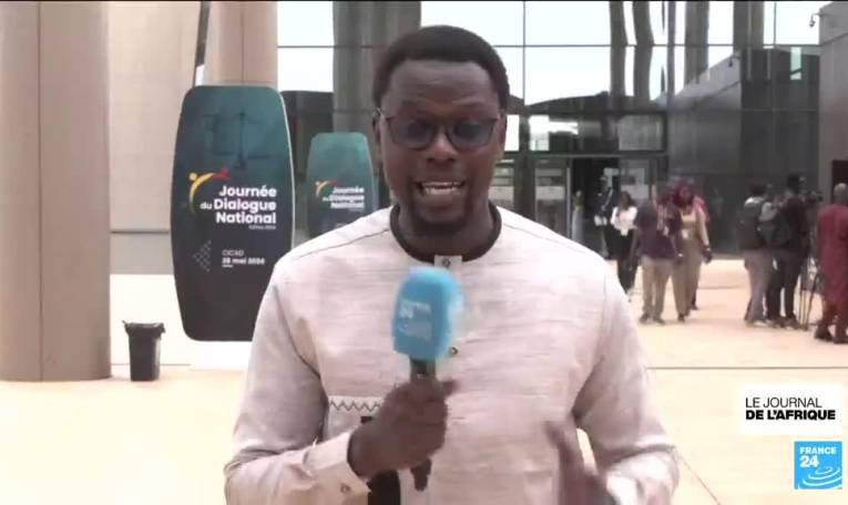 Sénégal : le président Faye lance une concertation nationale pour réformer la justice