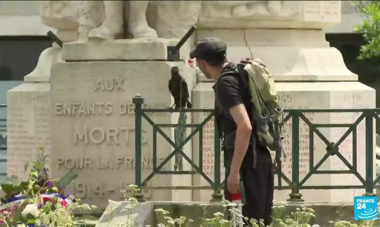 Fortes chaleurs en France : qu'est-ce qu'une canicule ?