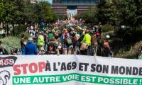 Manifestation contre le projet d'autoroute A69 entre Toulouse et Castres le 21 avril 2024 à Toulouse ( AFP / Matthieu RONDEL )