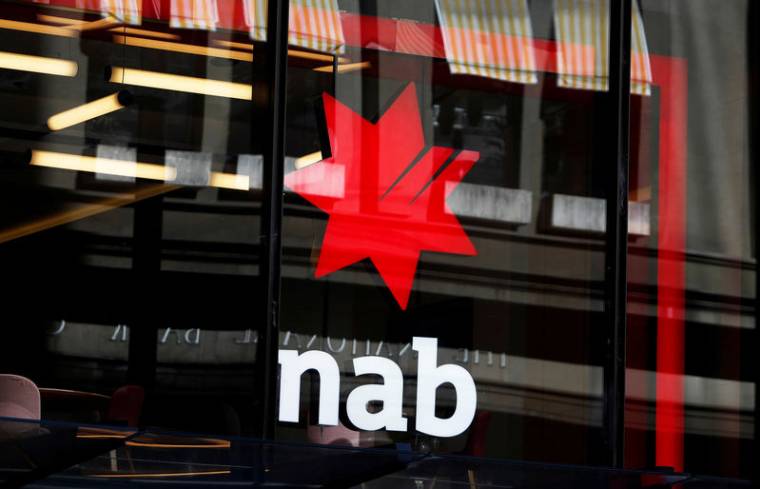 LA NATIONAL AUSTRALIA BANK PRÉVOIT DE S'INSTALLER À PARIS