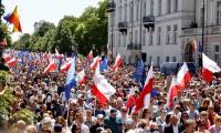 Manifestation contre le gouvernement polonais, le 4 juin 2023 à Varsovie ( AFP / Wojtek Radwanski )