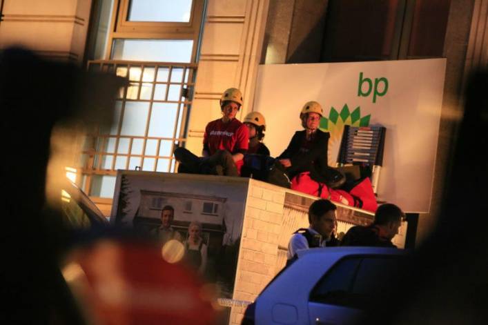 Le président de BP exhorte ses actionnaires à voter pour une résolution sur le climat