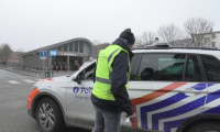 La police recherche des hommes armés après des coups de feu dans le métro de Bruxelles