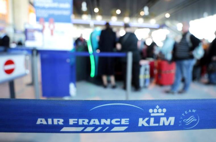 AIR FRANCE-KLM: PARIS ET AMSTERDAM ONT PROMIS LEUR AIDE
