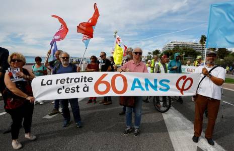 Des manifestants lors d'une manifestation à Nice