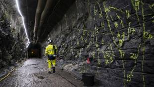 Le dépôt souterrain de stockage de déchets nucléaire d'Onkalo, le 2 mai 2023, sur l'île d'Olkiluoto, en Finlande ( AFP / Jonathan NACKSTRAND )
