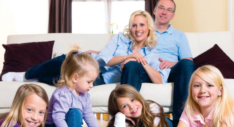 Mieux vaut anticiper sa succession en cas de famille recomposée. (© Sutterstock)