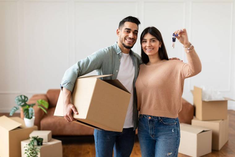En 2024, le marché immobilier peut être dégrippé grâce à une stabilisation des taux d’emprunt et à des dispositifs d’aide à l’achat comme le PTZ. ( crédit photo : Shutterstock )