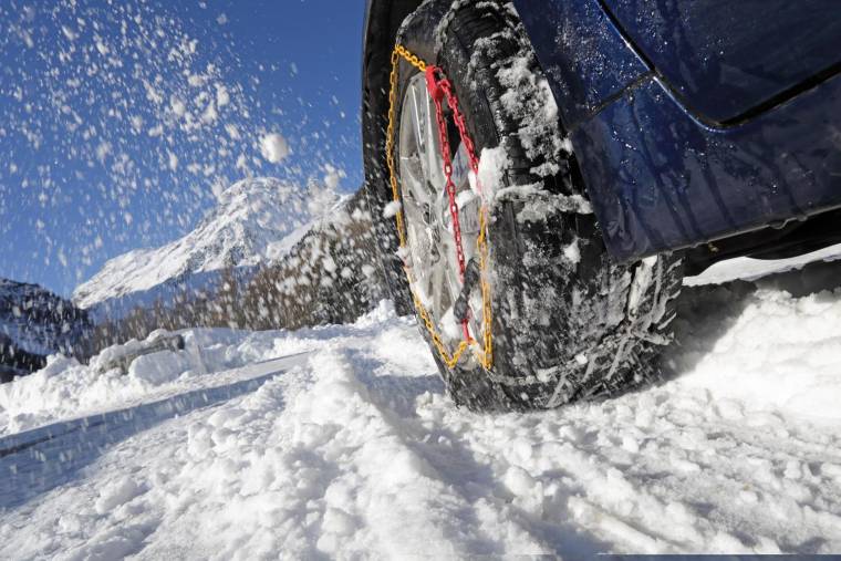 Combien coûtent les pneus neige, chaînes ou chaussettes? ( crédit photo : Getty Images )