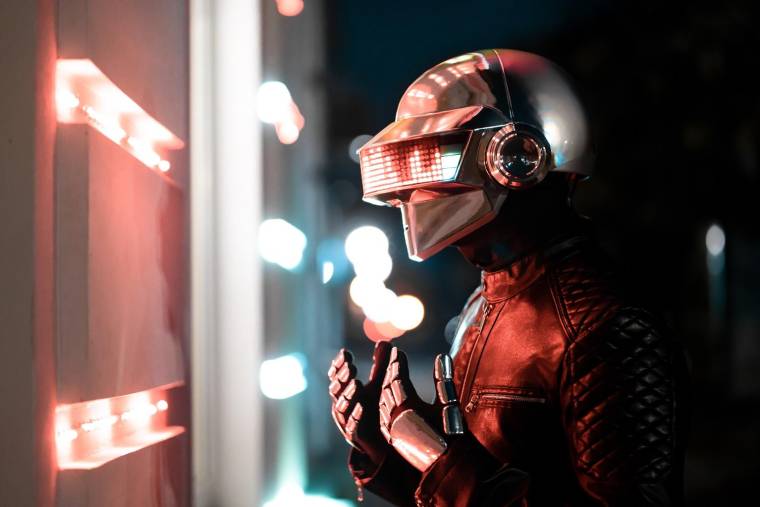 Le groupe Daft Punk se sépare après 28 ans de collaboration. crédit photo : Shutterstock