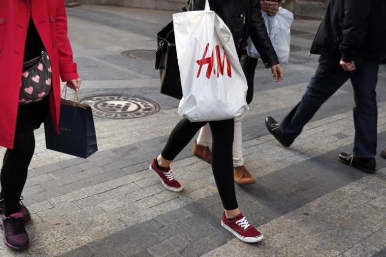 H&M A ACCRU SES VENTES DE 14% EN JUIN