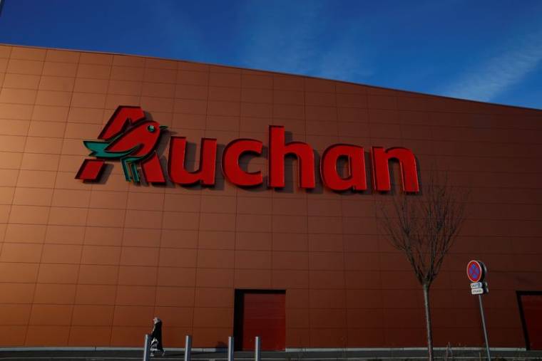 Auchan sprak met SPAC DE NIEL en PIGASSE voor Carrefour