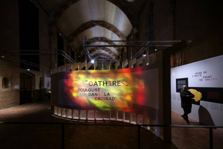 L'exposition "Les Cathares, Toulouse dans la croisade", au couvent des Jacobins, le 28 mars 2024 à Toulouse ( AFP / Lionel BONAVENTURE )