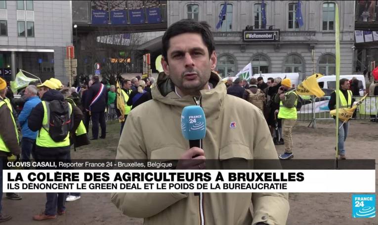 Bruxelles : les agriculteurs dénoncent le poids de la bureaucratie
